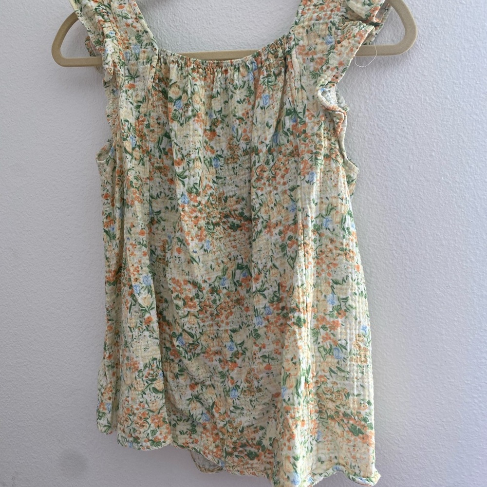Floral Top - Picture 5 of 5